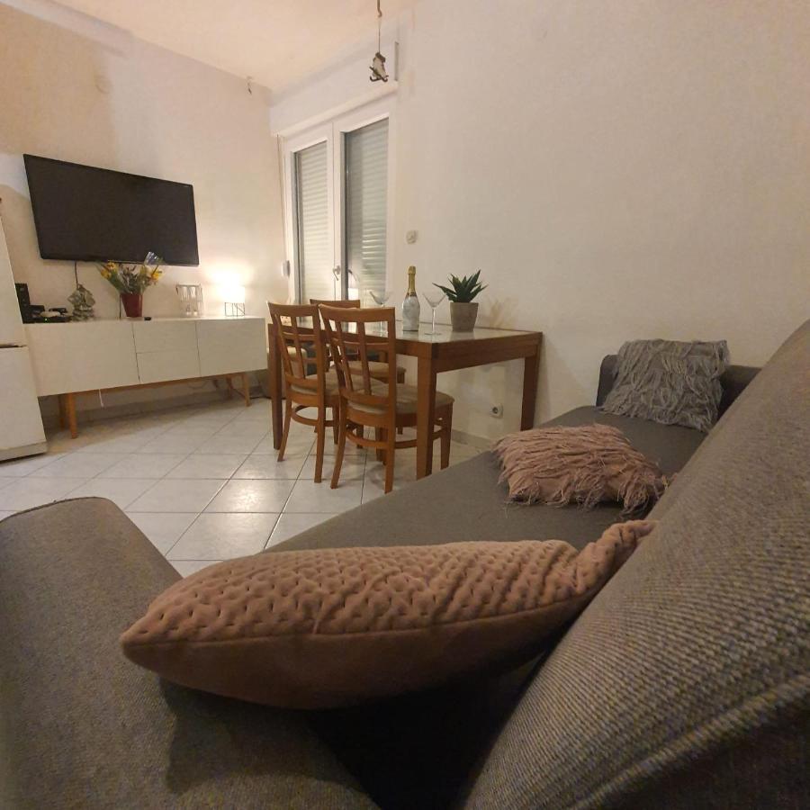 Apartman Monika Near The Beach 스플리트 외부 사진